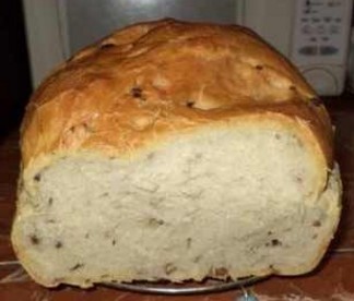 Lilahagymás diós kenyér